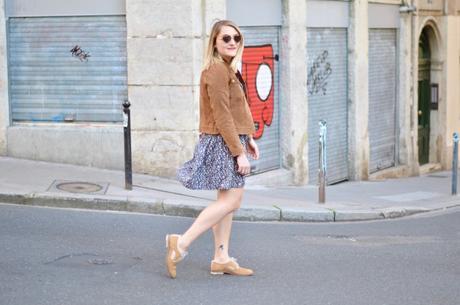 La petite veste en daim La petite veste en daim