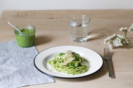 Recette de pesto d'épinards aux amandes