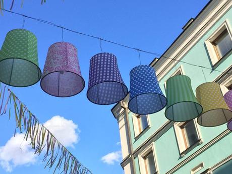 Koulitch russe et rues de Moscou pour Pâques orthodoxe