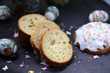 Koulitch russe et rues de Moscou pour Pâques orthodoxe