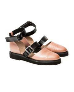 inch2-closed-toe-sandals-nude-2-350x435