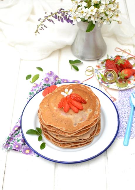 Pancakes fraise ~ rhubarbe [ Vegan ]