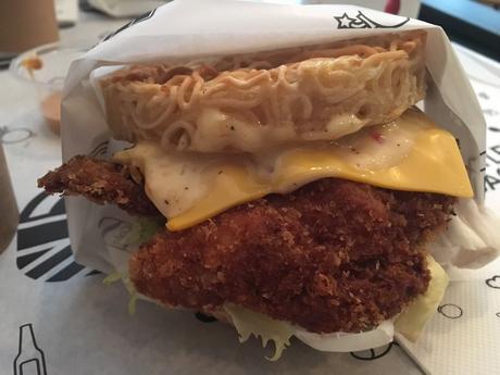 Envie #188 : Manger un burger asiatique chez Little Baobei à Paris (Coup de coeur inside!) little baobei paris