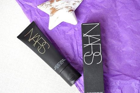 Velvet Matte Skin Tint de Nars : mon avis sur cette crème teintée qui a tout d'un fond de teint
