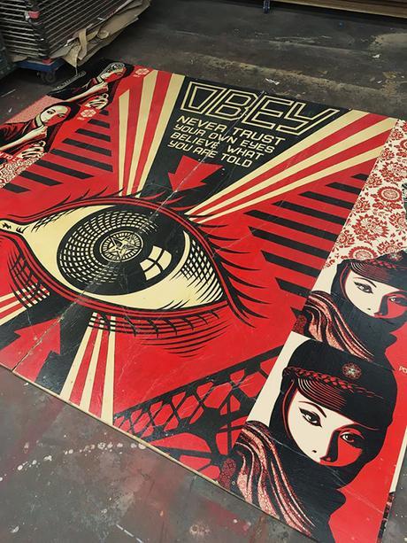 Obey à Art Rock : dans l’atelier du Géant