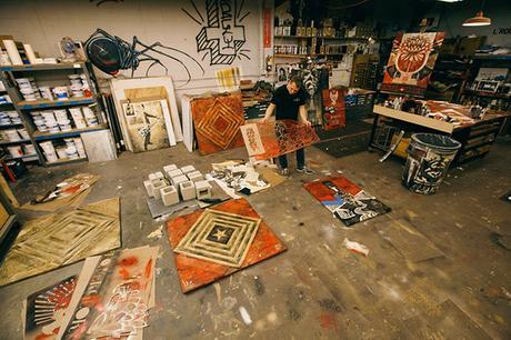 Obey à Art Rock : dans l’atelier du Géant