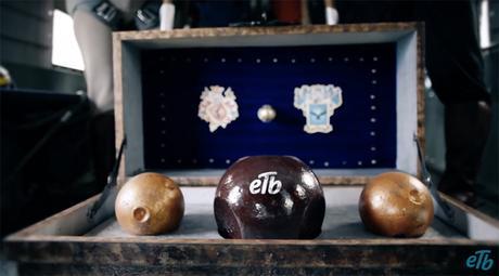 Des parachutistes jouent au Quidditch dans les airs comme Harry Potter quidditch-ETB-2