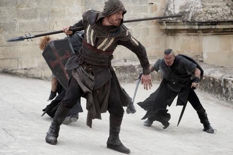 Assassin’s Creed : Michael Fassbender se met en danger