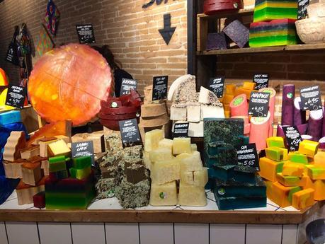 Lush blog party Toulouse : la présentation de la collection fête des mères Lush-Toulouse(11)-Charonbellis