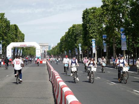 Quand la plus belle avenue se transforme en piste cyclable Quand la plus belle avenue se transforme en piste cyclable