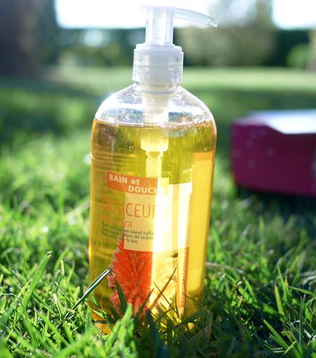 Douceur, le bain-douche de Cosmo Naturel qui prend soin de nous.