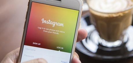 Instagram se modernise avec un design noir et blanc plus épuré et un nouveau logo
