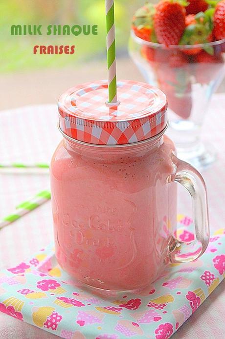 Milk shake aux fraises et bananes