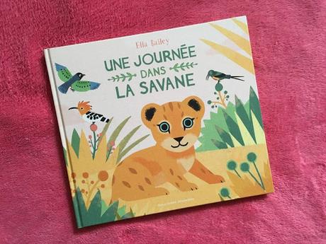 Dans sa bibliothèque