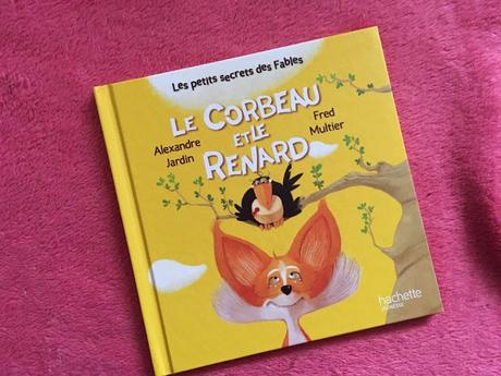 Dans sa bibliothèque