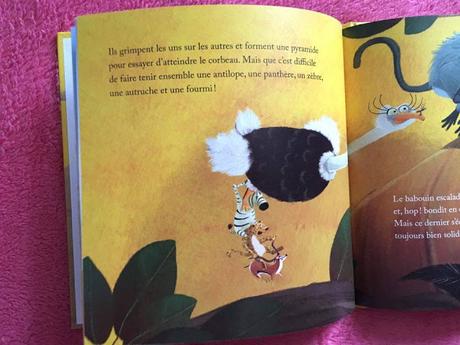 Dans sa bibliothèque