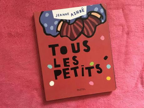 Dans sa bibliothèque