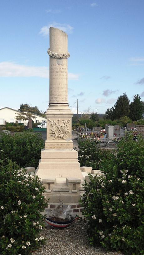 [Fouilloy 80800] Monument aux morts 1870