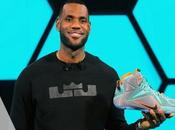 LeBron James, plus milliard dollars pour rester chez Nike