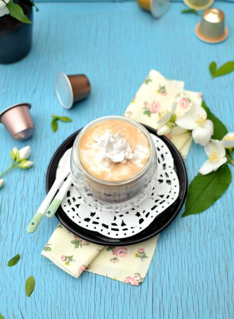 Café et chantilly coco-vanille [ Sans siphon ]