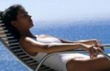 Il faut faire des séances de solarium : 8 trucs pour bien préparer sa peau au