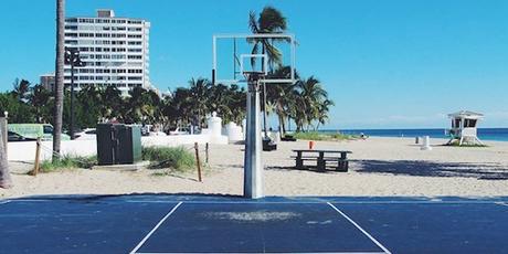 PHOTO : Un panier de basket /100 atmosphères
