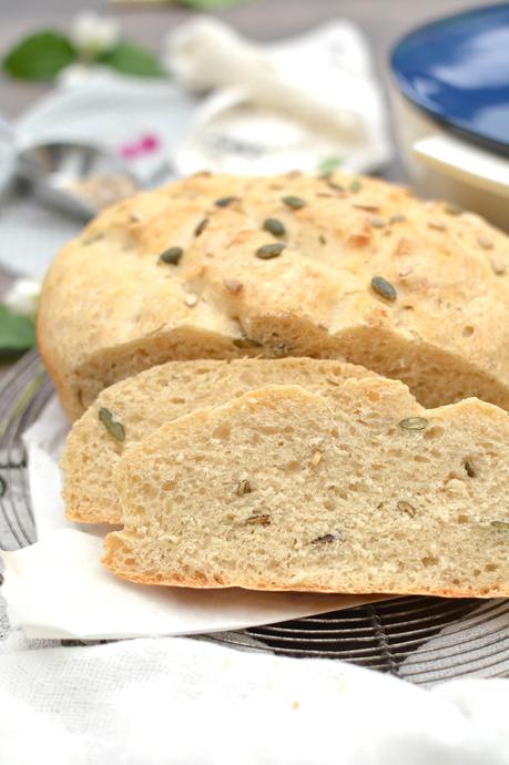 Pain maison aux graines [ En Cocotte ]