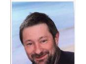 Paul Mathieu s’émerveille devant deux trois brins d’herbe…