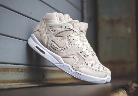 832647-200-Nike-Air-Tech-Challenge-II-Laser-Birch-01