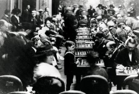 La question people sur les échecs © Chess & Strategy