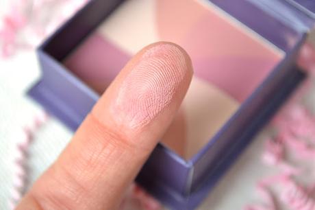 Les petites boites Benefit, blushs chouchous de mes tiroirs