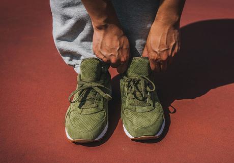 Packer-Exclusive-Saucony-Shadow-6000-Olive-05