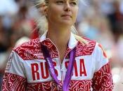 Sharapova suspendue mais route pour