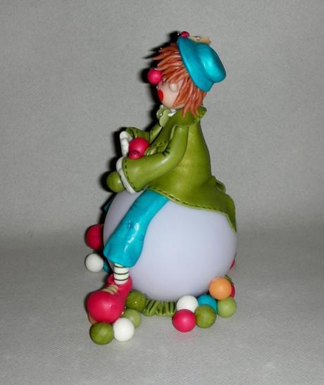 Veilleuse led avec Clown en porcelaine froide Veilleuse led avec Clown en porcelaine froide