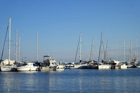 var sanary-sur-mer port