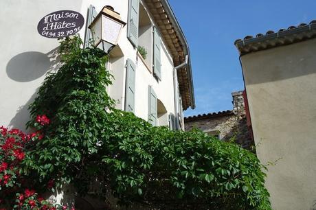 var le castellet village médiéval