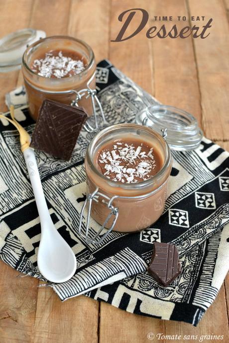 Crèmes végétaliennes au chocolat et au lait de coco Crème chocolat et lait de coco végane