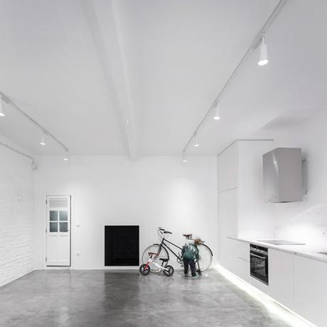 Conseilsdeco-Anjos-Loft-minimalisme-formation-architecte-interieur-universite-Lisbonne-Joao-Tiago-Aguiar-rehabilitation-usine-Portugal-02