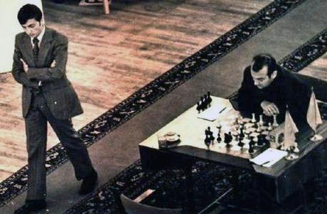 La question people sur les échecs © Chess & Strategy