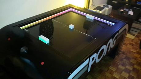 The Pong Project : ces ingénieurs ont construit une version physique du jeu PONG !