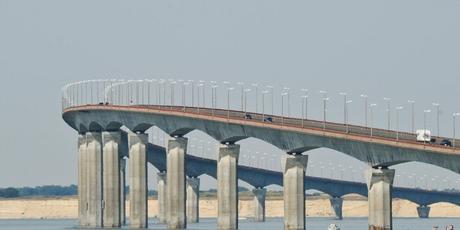 [LEG_LEGENDE_WW]Les familles résidentes permanentes veulent deux passages du pont mensuels gratuits.