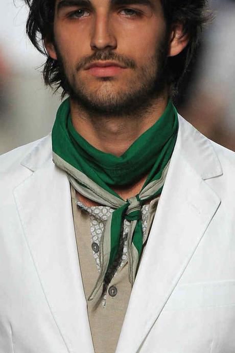 mens-neckerchiefs-trend-2