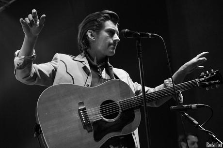 The Last Shadow Puppets à Europavox, un cours magistral de rock’n’roll