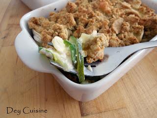 Crumble courgette & camembert
