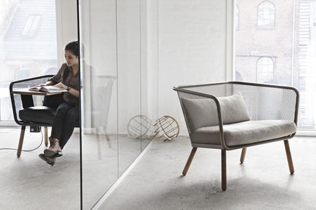 Ce fauteuil est également un bureau tout confort !