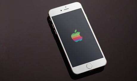 Le logo arc en ciel d'Apple sur votre iPhone, iPad ou Mac