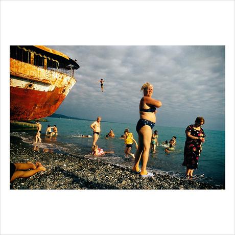 MAGNUM PHOTOS SQUARE PRINT SALES – THE (MORE OR LESS) DECISIVE MOMENTS
