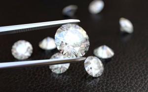 Jewelry tweezer and Diamonds