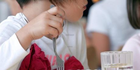 La mairie recommande aux parents de venir chercher leurs enfants à midi.