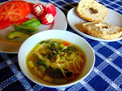 Soupe réconfort tempeh et nouilles